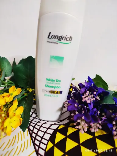 SHAMPOING AU THÉ BLANC